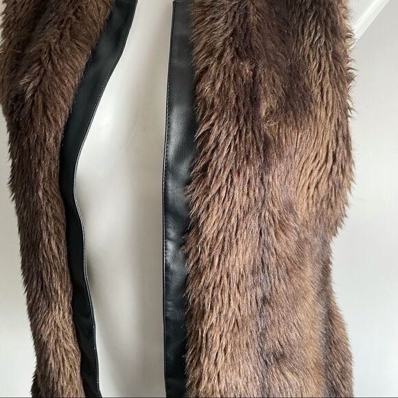 Faux Fur Vest, Size M, Sanctuary Clothing Los Angeles - Picture 4 of 8